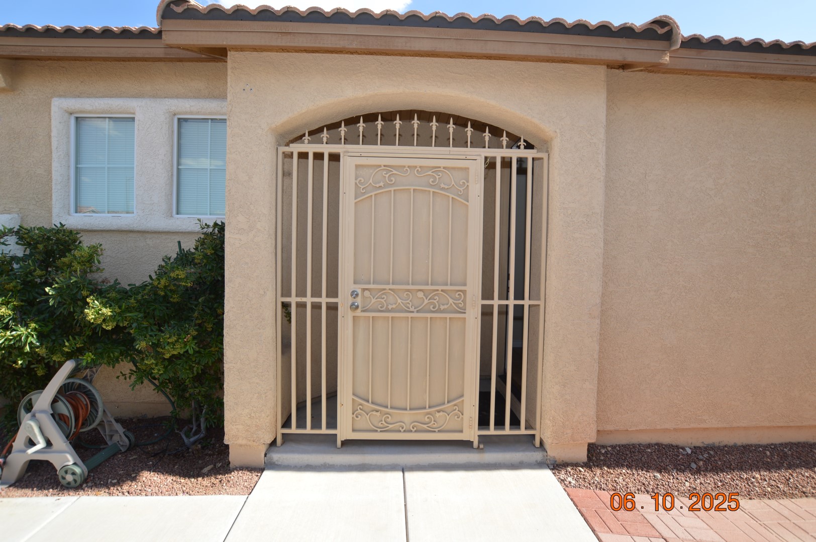 Property thumbnail image